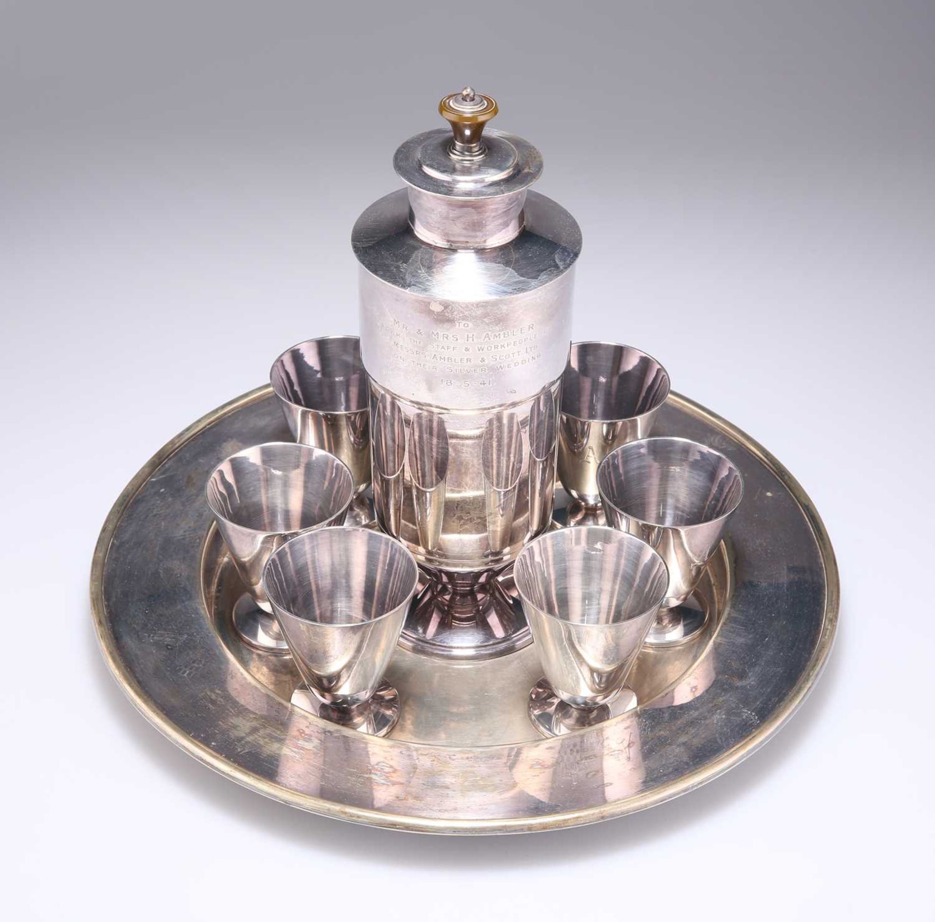 A SILVER-PLATED COCKTAIL SET, EARLY 20TH CENTURY