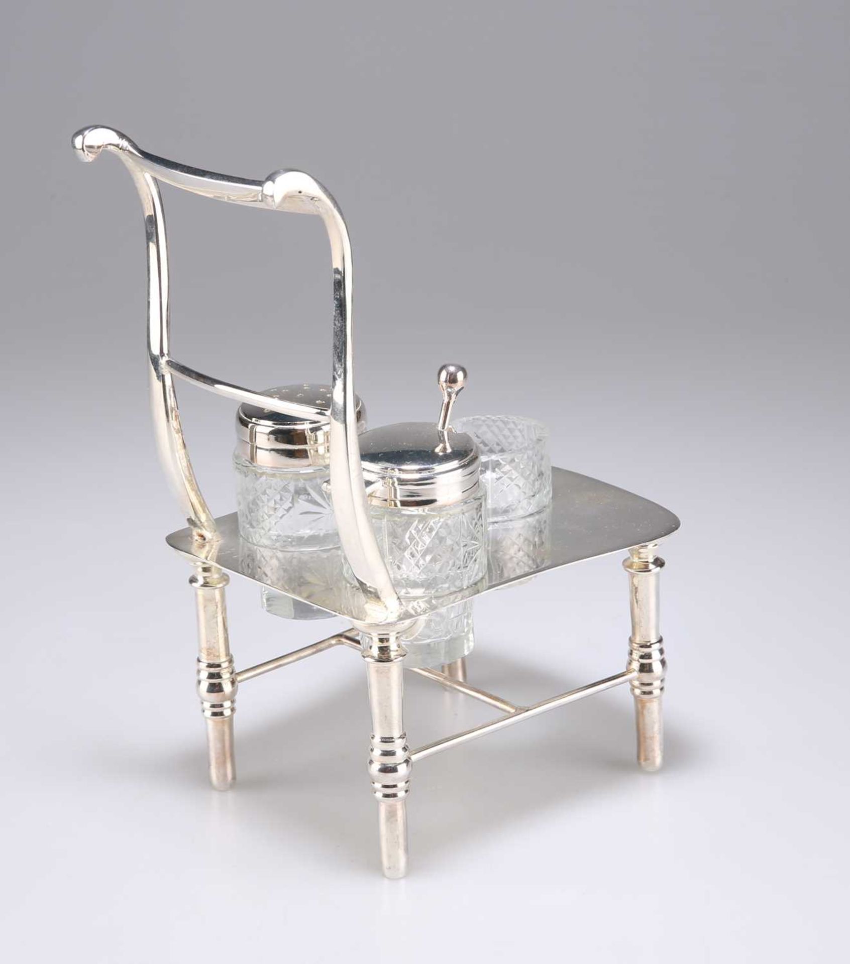 A SILVER-PLATED NOVELTY CRUET SET, CIRCA 1900 - Bild 2 aus 4