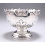 A GEORGE V SILVER PEDESTAL BOWL