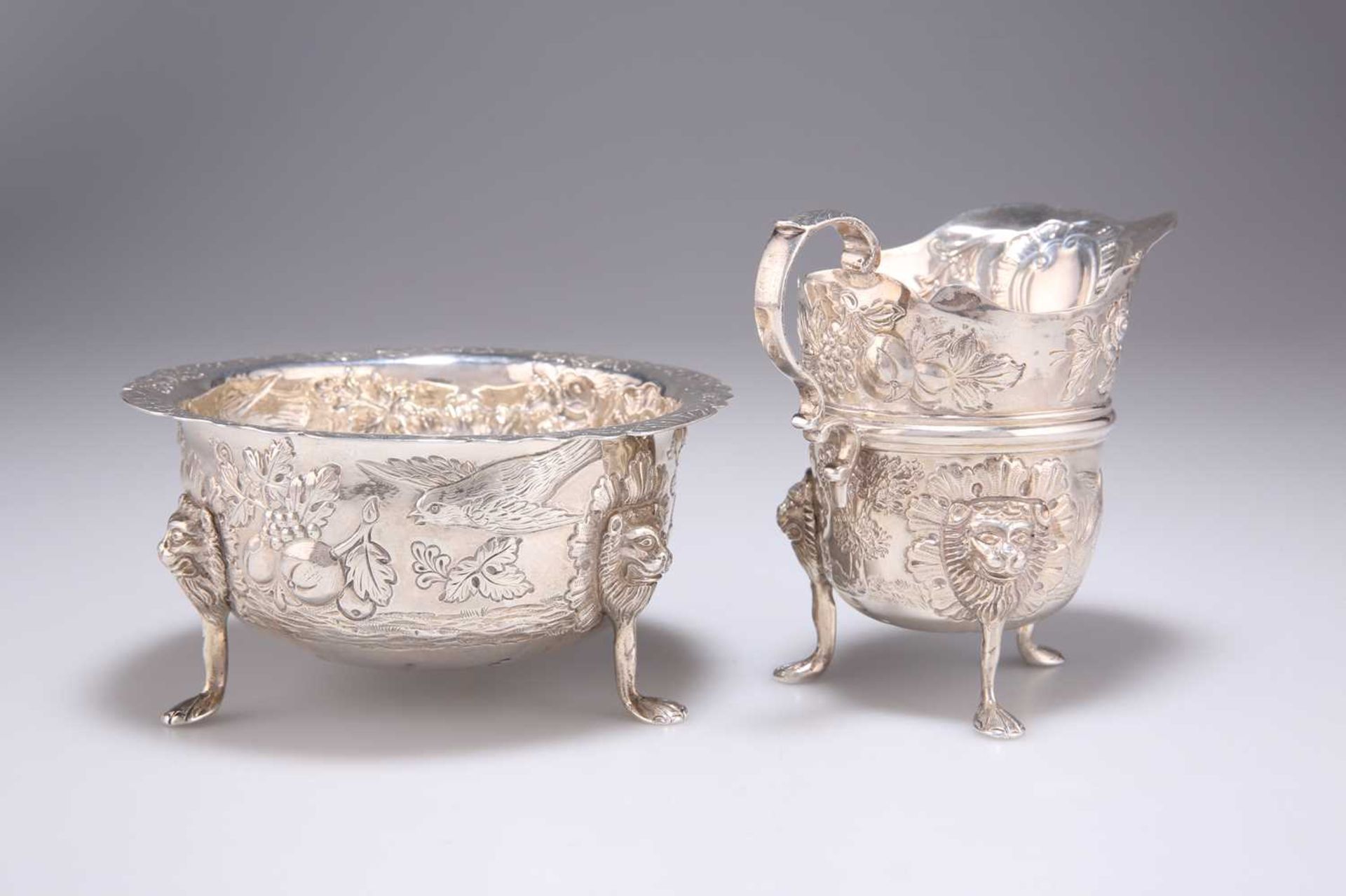 AN IRISH SILVER CREAM JUG AND SUGAR BOWL - Image 2 of 2