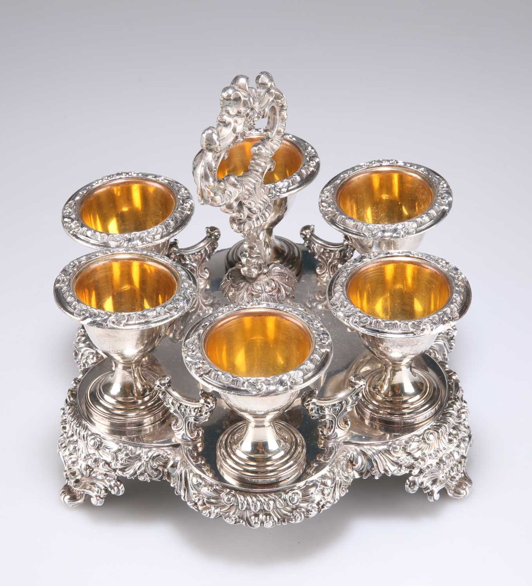 AN OLD SHEFFIELD PLATE EGG CRUET AND SIX CUPS, CIRCA 1835 - Image 2 of 7
