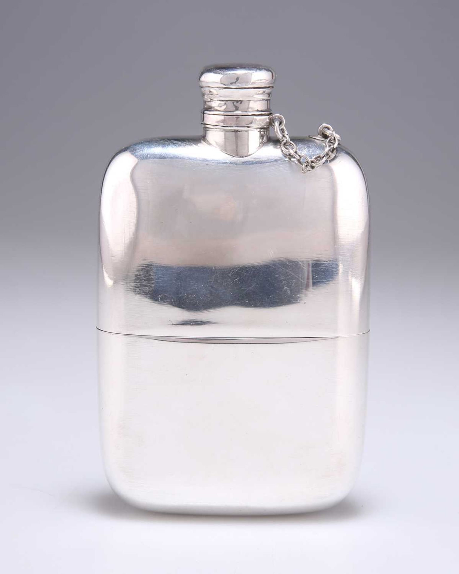 A VICTORIAN SILVER SPIRIT FLASK - Image 2 of 5