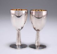 A PAIR OF ELIZABETH II SMALL SILVER GOBLETS