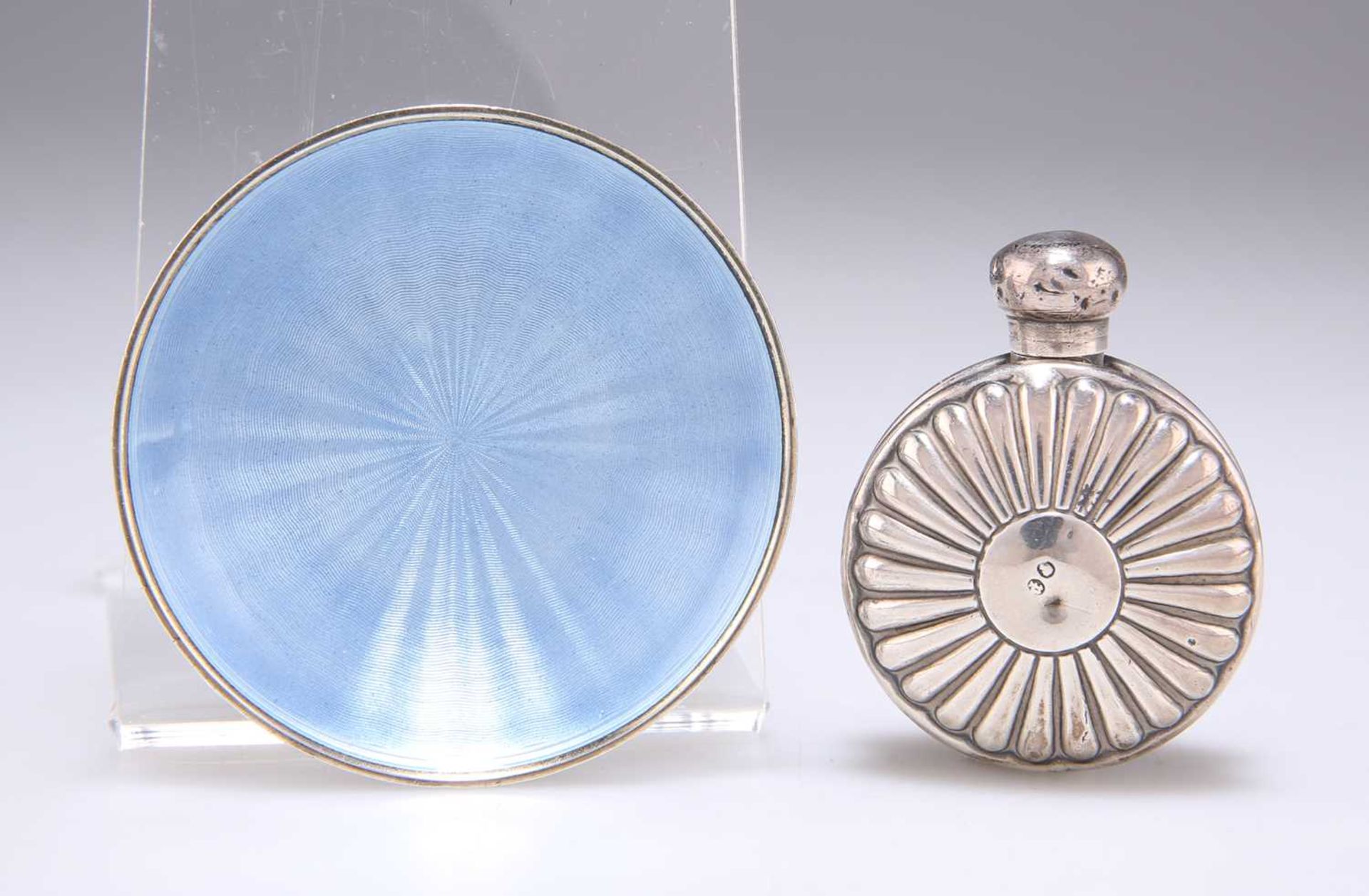 A VICTORIAN SILVER SCENT FLASK, AND A NORWEGIAN SILVER-GILT AND ENAMEL PIN DISH