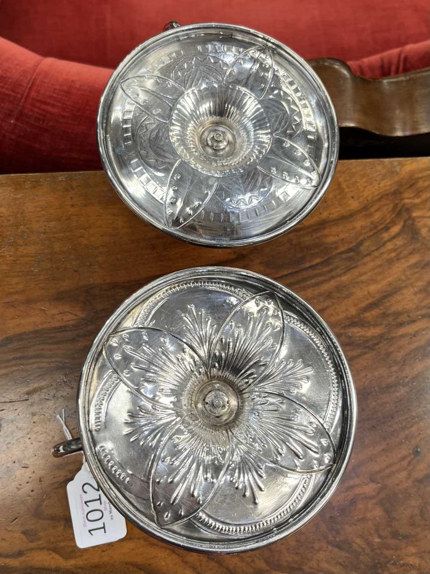 A STRIKING PAIR OF VICTORIAN SILVER-MOUNTED CHAMBERSTICKS - Image 11 of 12