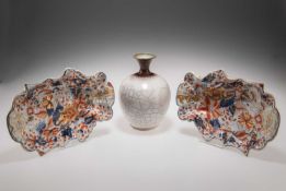 A PAIR OF MASON'S PATENT IRONSTONE DISHES, EARLY 19TH CENTURY
