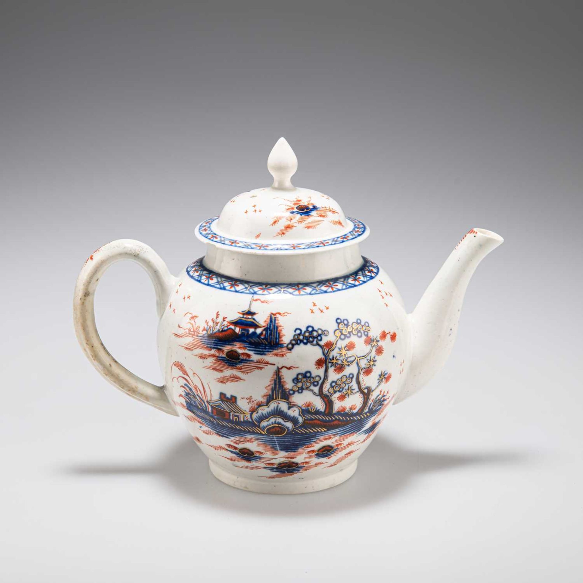 A JOHN PENNINGTON LIVERPOOL TEAPOT AND COVER, CIRCA 1770-80 - Bild 2 aus 4