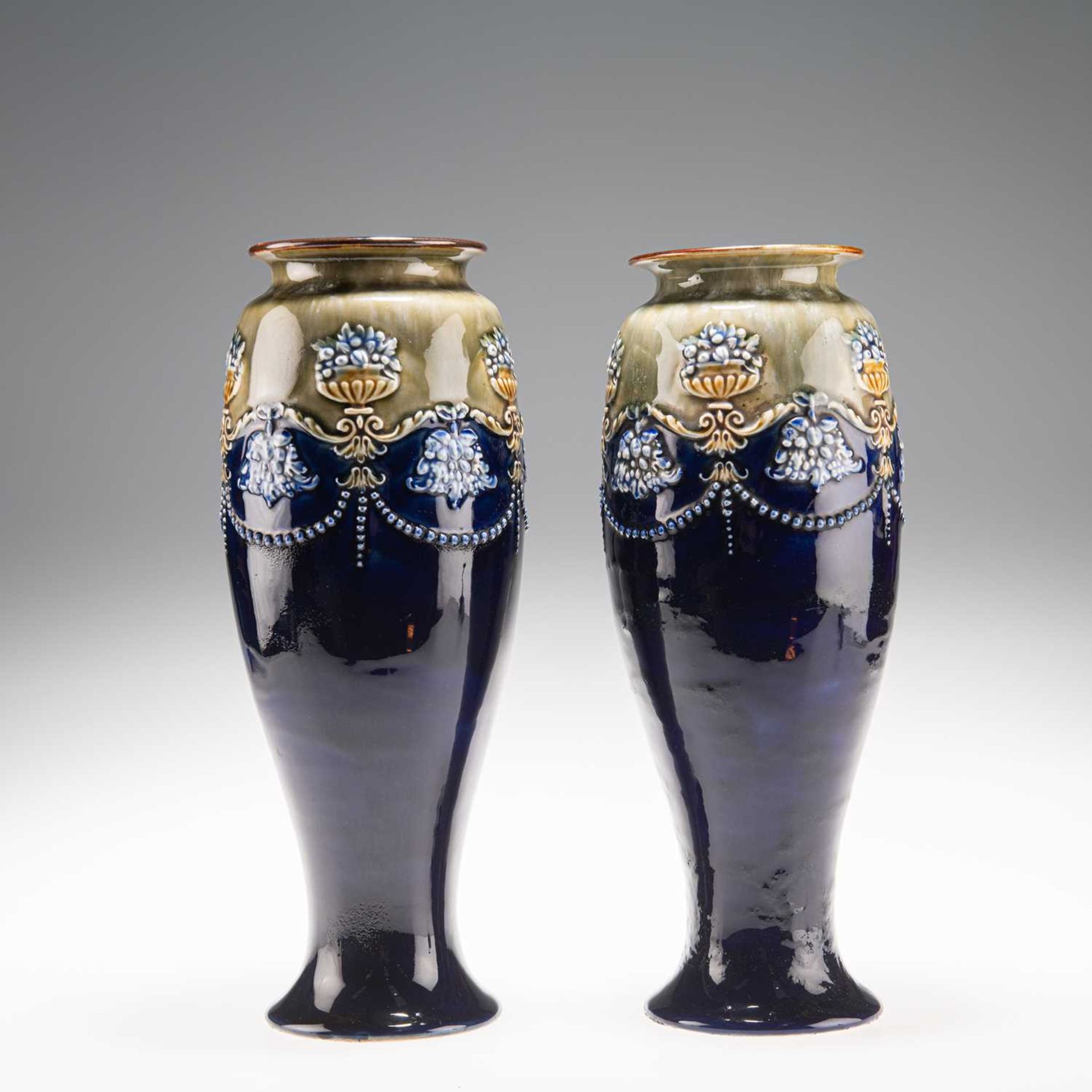 A PAIR OF ROYAL DOULTON STONEWARE VASES, CIRCA 1901-22