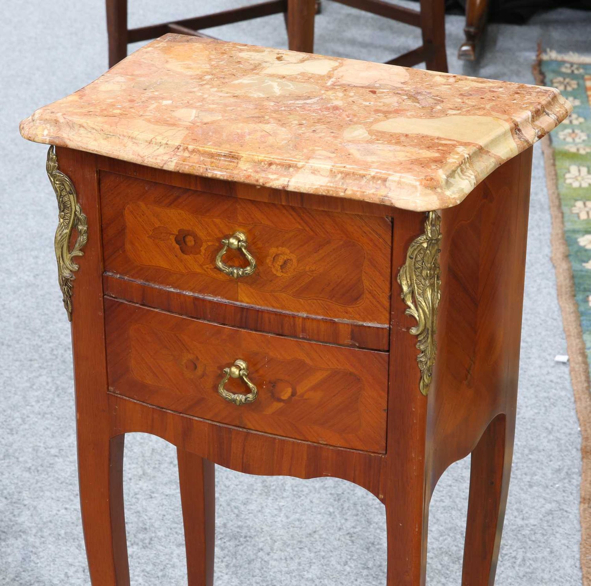 A PAIR OF LOUIS XV STYLE MARBLE-TOPPED AND GILT METAL-MOUNTED SIDE TABLES - Image 2 of 2