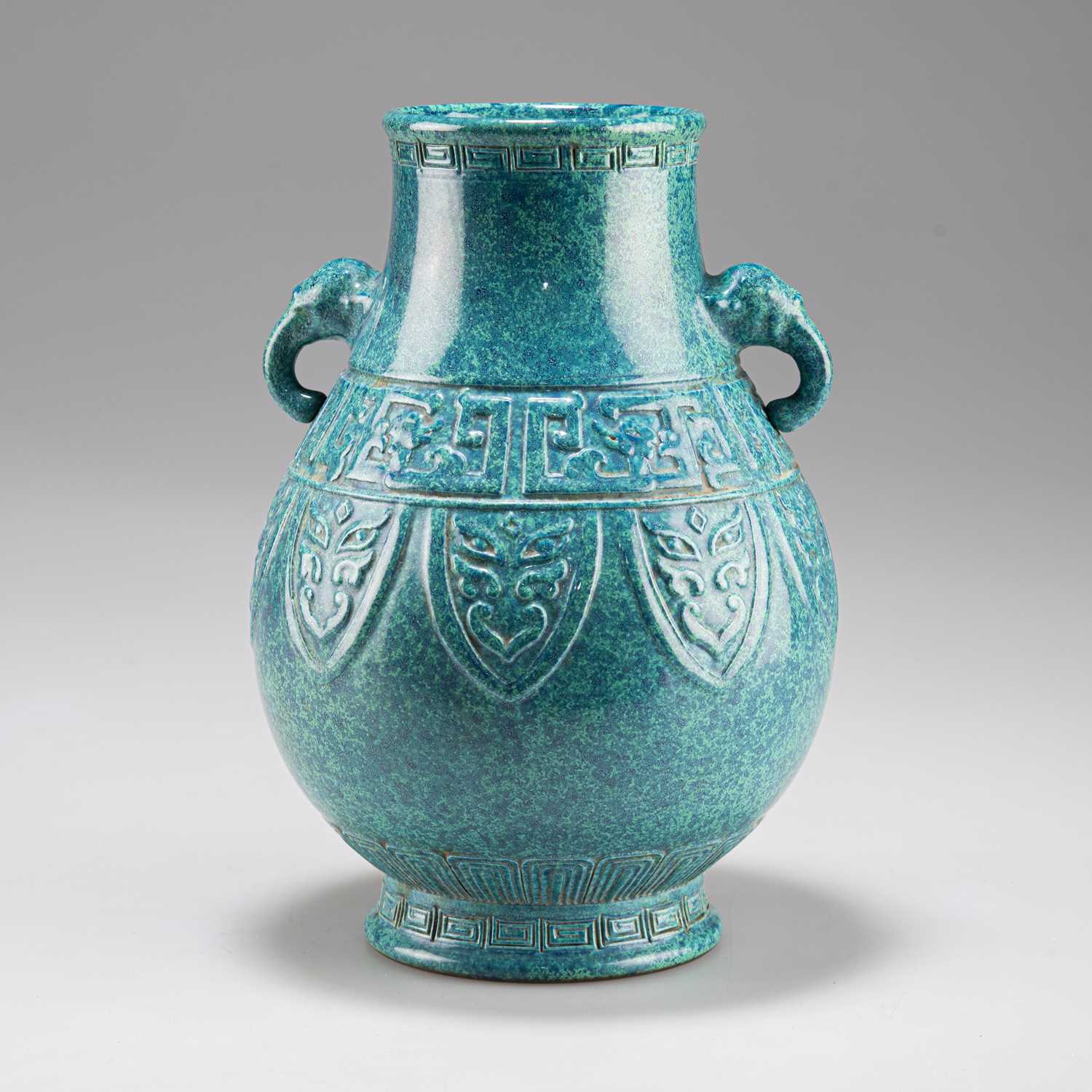 A CHINESE TWO-HANDLED VASE