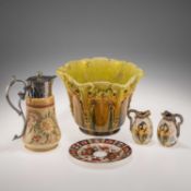 A GROUP OF LATE 19TH AND EARLY 20TH CENTURY CERAMICS