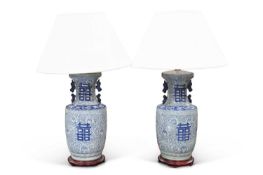 A PAIR OF CHINESE BLUE AND WHITE TABLE LAMPS