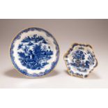 A WORCESTER BLUE AND WHITE TEAPOT STAND, 'BAT' PATTERN, CIRCA 1783-85