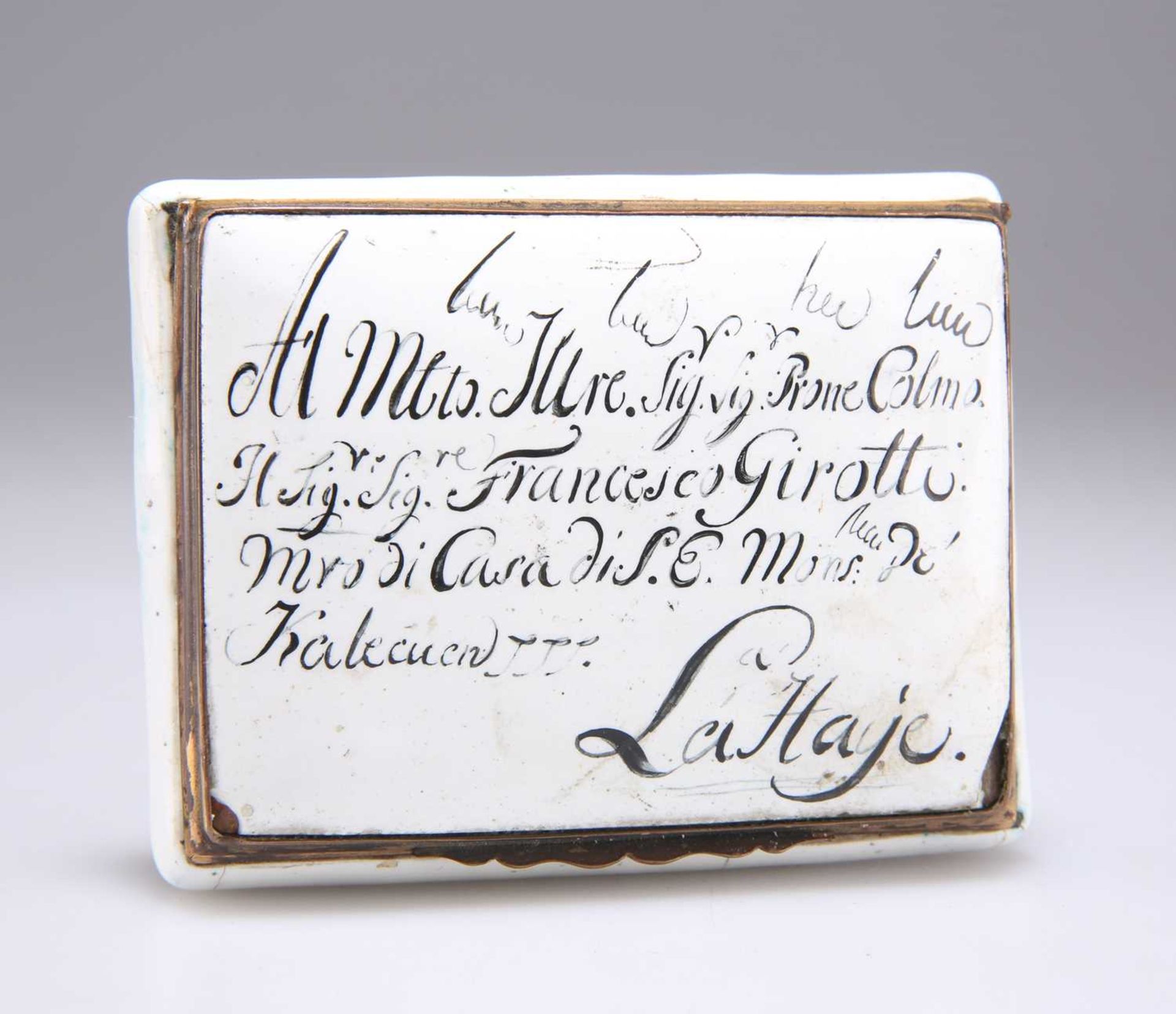 A RARE 18TH CENTURY GERMAN ENAMEL BOX, DRESDEN, CIRCA 1760 - Bild 2 aus 4