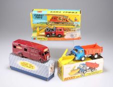 A DINKY TOY FORD D.800 SNOW PLOUGH AND TIPPER TRUCK, NO. 439