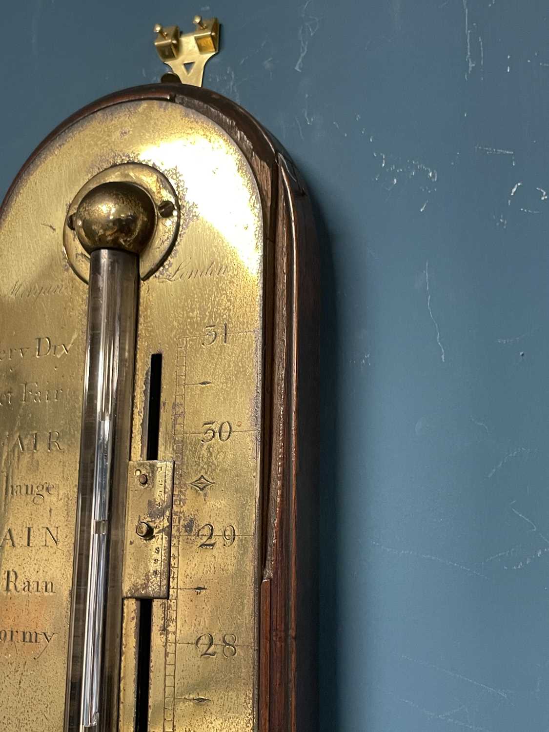 A GEORGE III FEATHERED MAHOGANY STICK BAROMETER, BY MORGAN, LONDON, CIRCA 1770 - Image 4 of 9