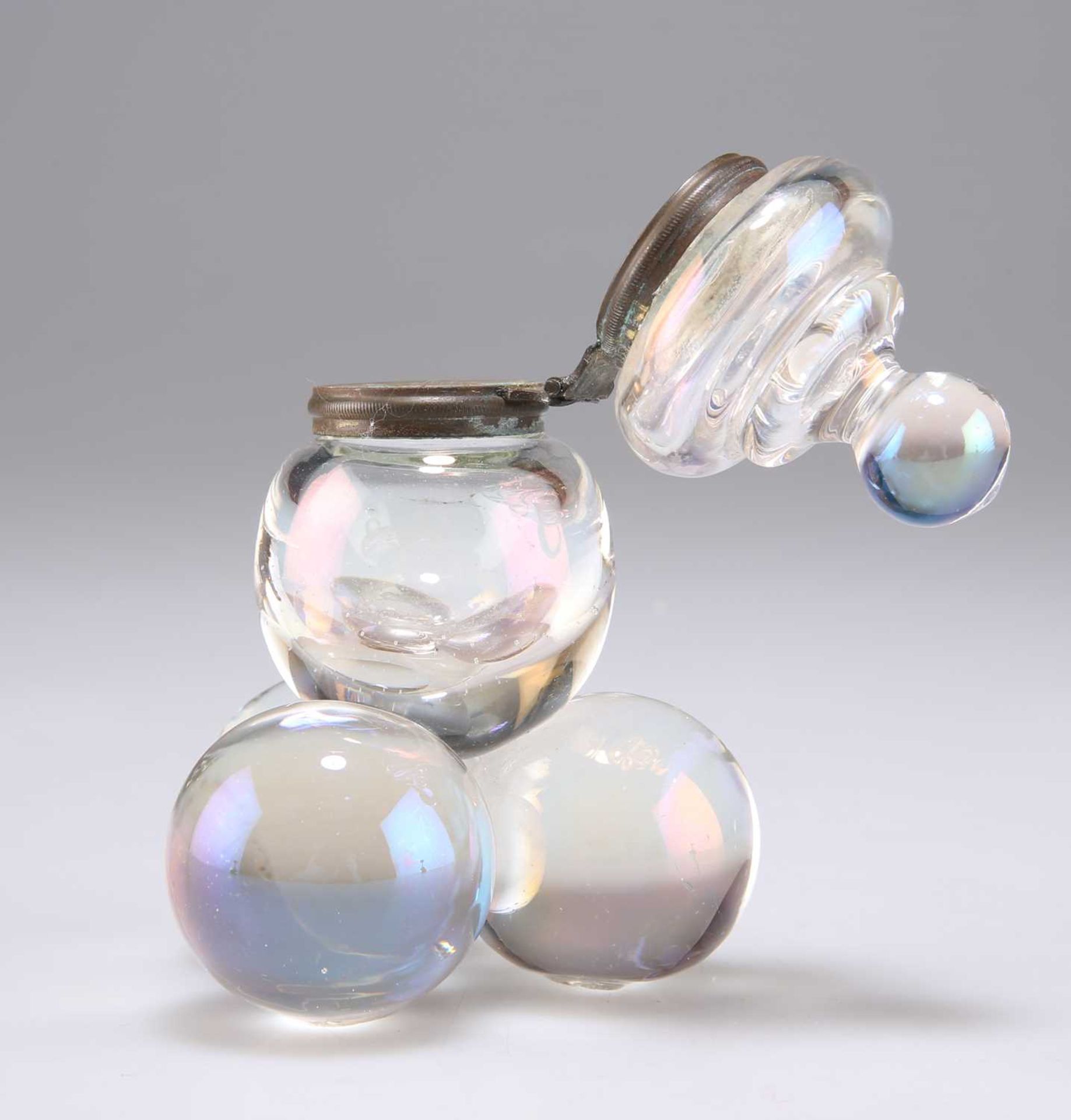 A HARRACH 'SOAP BUBBLES' GLASS INKWELL, LATE 19TH CENTURY