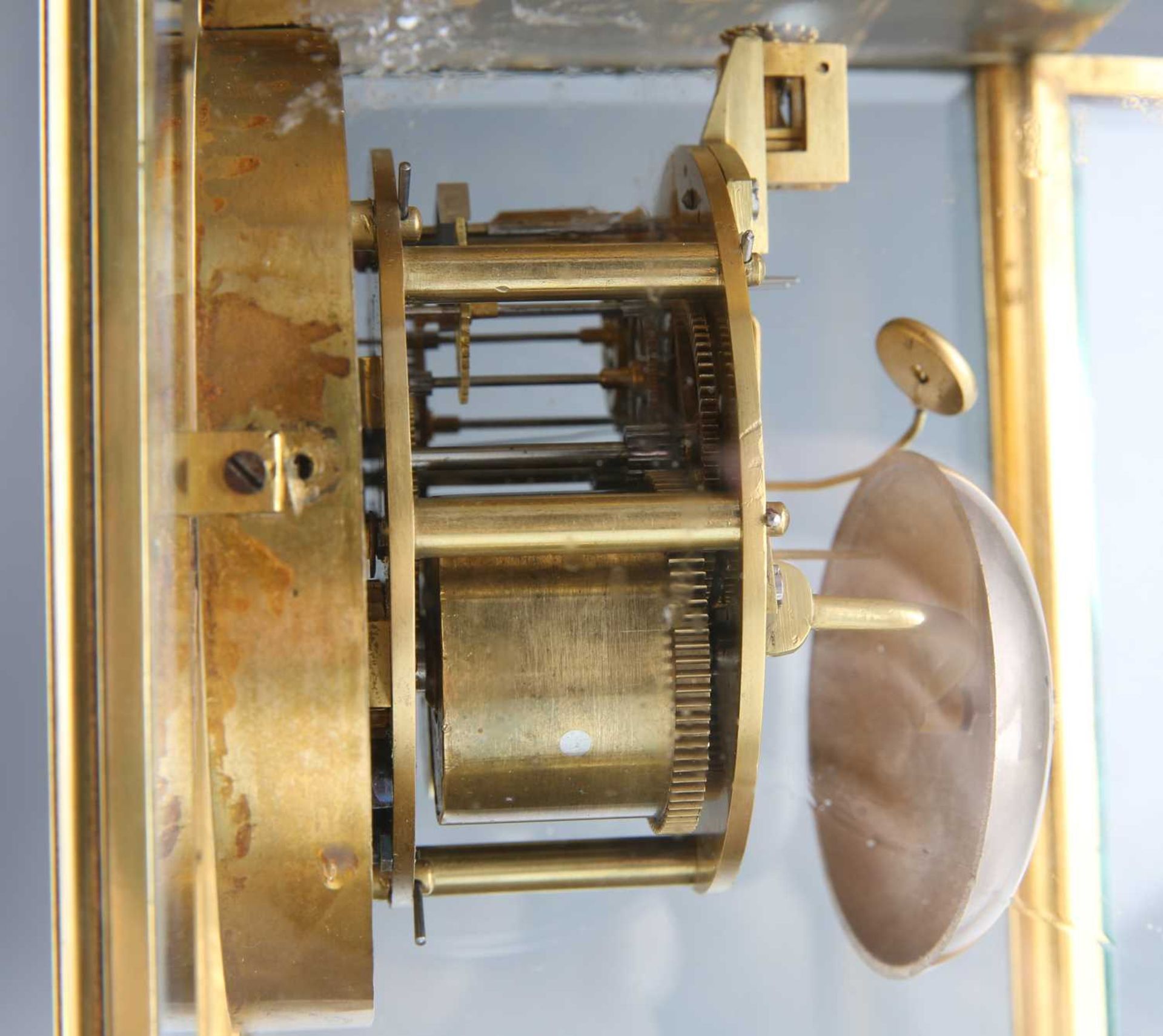 A BRASS-CASED FOUR-GLASS MANTEL CLOCK, CIRCA 1900 - Image 3 of 3