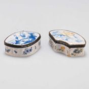 TWO CONTINENTAL FAÏENCE SNUFF BOXES, 18TH/19TH CENTURY