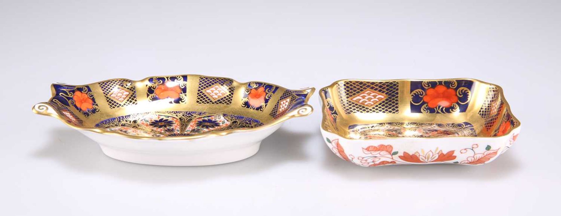 TWO ROYAL CROWN DERBY IMARI TRINKET DISHES - Image 2 of 2