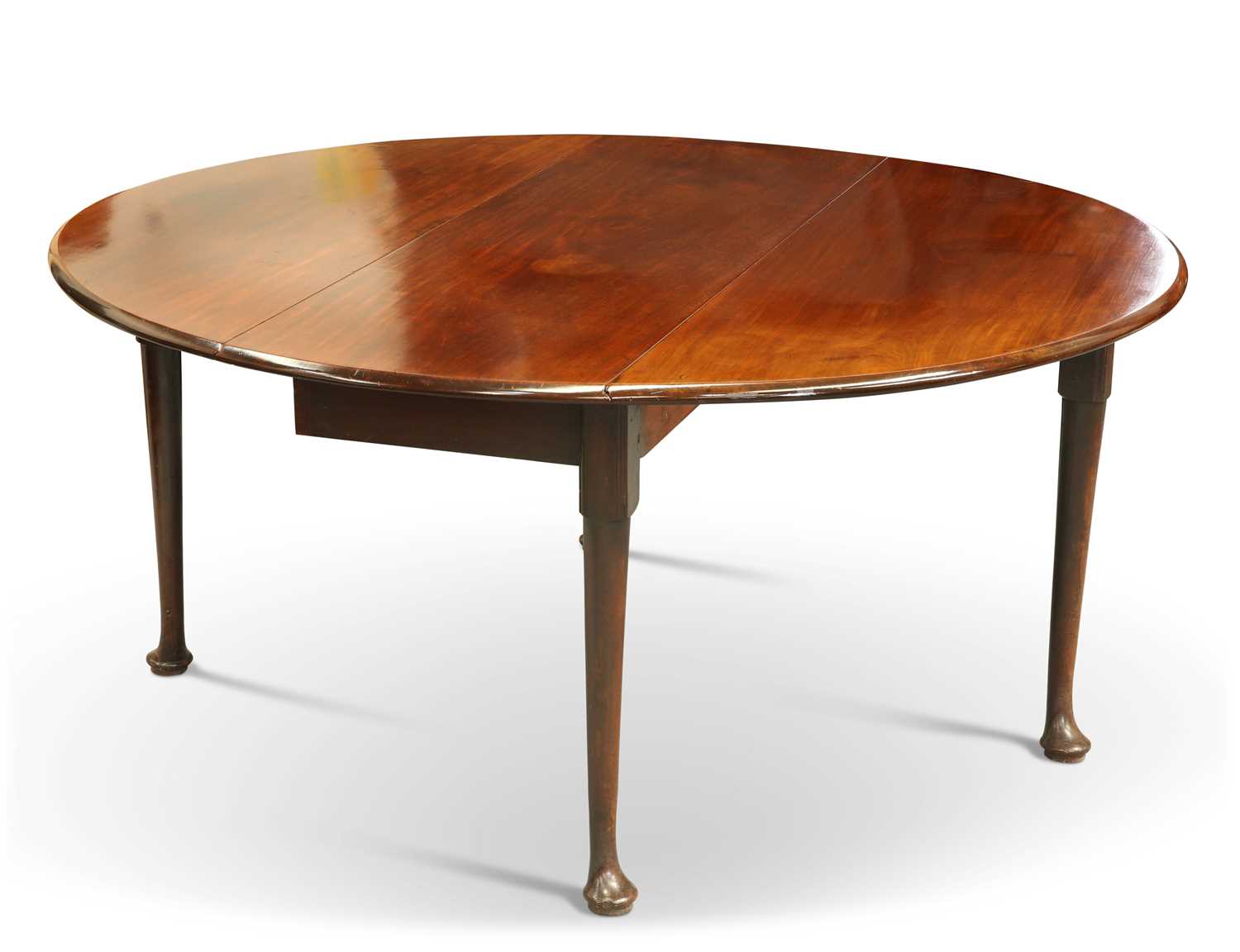 A GEORGE II MAHOGANY GATELEG DINING TABLE, MID-18TH CENTURY