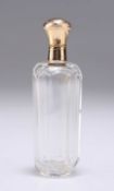 A 19TH CENTURY CONTINENTAL GOLD-TOPPED GLASS SCENT BOTTLE