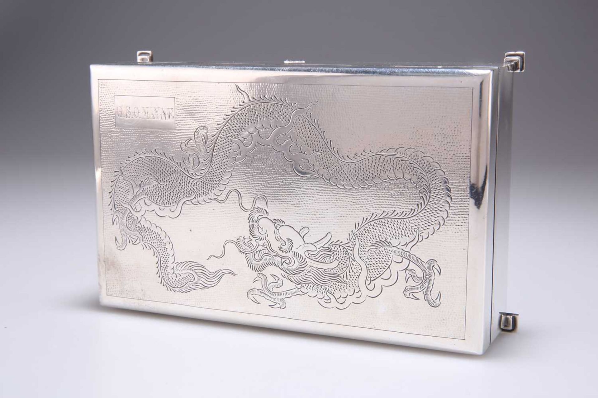 A CHINESE STERLING SILVER CIGARETTE BOX - Bild 2 aus 4
