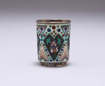 A RUSSIAN SILVER AND ENAMEL SMALL BEAKER CUP