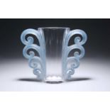 RENÉ LALIQUE (FRENCH, 1860-1945), A 'BEAUVAIS' VASE, DESIGNED 1931