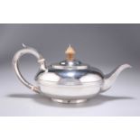 YORK: AN EARLY VICTORIAN SILVER TEAPOT