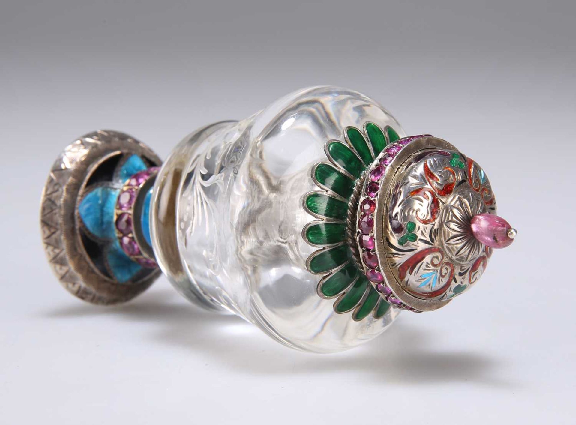 A FINE VIENNESE ROCK CRYSTAL, RUBY AND ENAMEL SCENT BOTTLE, SECOND HALF OF 19TH CENTURY - Image 2 of 2