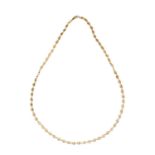 A 9 CARAT GOLD ANCHOR LINK CHAIN NECKLACE
