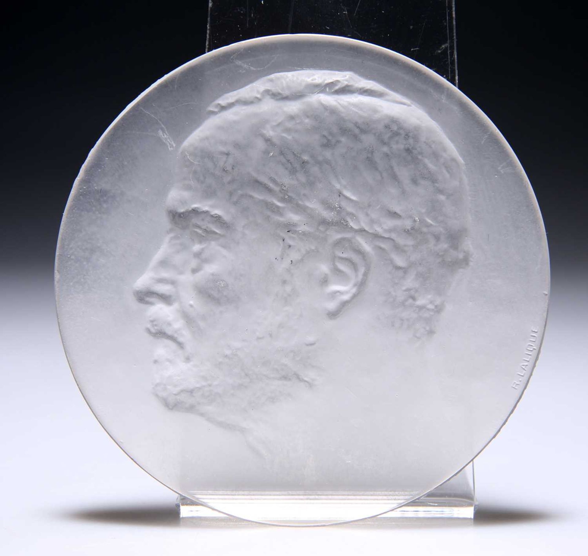 RENÉ LALIQUE (FRENCH, 1860-1945), A 'LOUIS PASTEUR' PORTRAIT MEDALLION