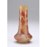 A DAUM NANCY CAMEO GLASS SMALL SOLIFLORE VASE, CIRCA 1900