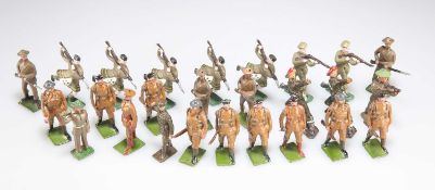A GROUP OF LEAD WW1 AND WW2 INFANTRY MODELS