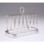 A GEORGE V SILVER TOAST RACK