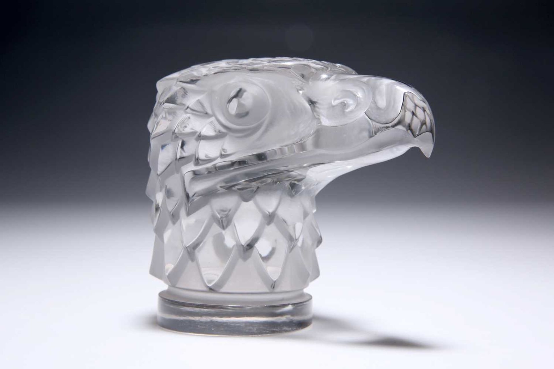 RENÉ LALIQUE (FRENCH, 1860-1945), A 'TÊTE D'AIGLE' CAR MASCOT, DESIGNED 1928 - Image 2 of 4