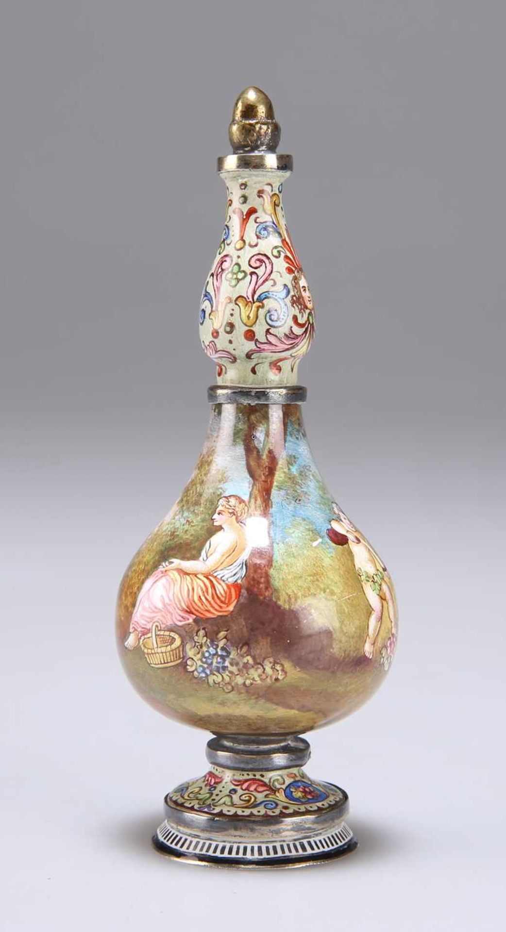 A VIENNESE ENAMEL SCENT BOTTLE, CIRCA 1890 - Image 2 of 3