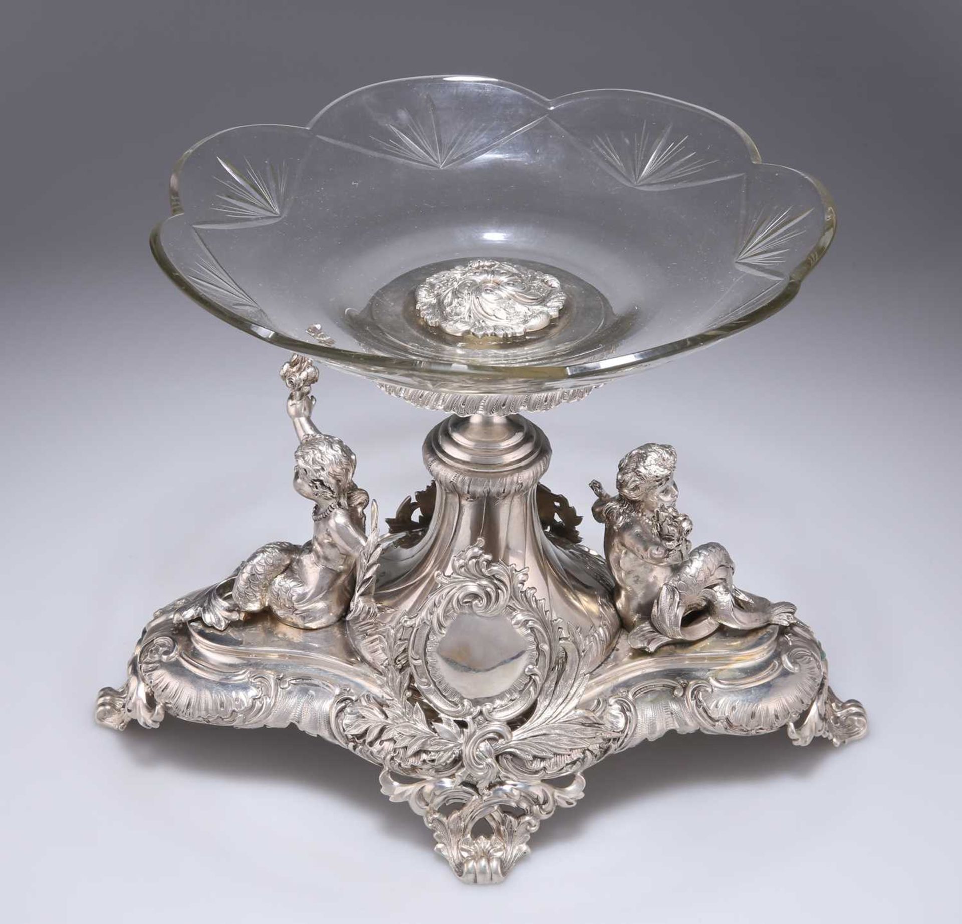 A VIENNESE SILVER CENTREPIECE, OF FINE QUALITY - Image 2 of 3