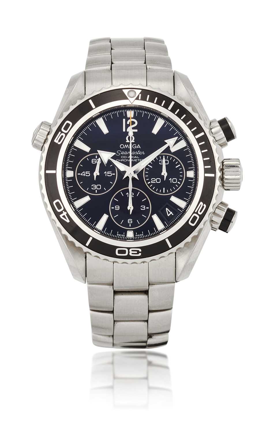 AN OMEGA STEEL 38MM PLANET OCEAN CHRONOGRAPH WATCH