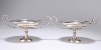 A PAIR OF EDWARDIAN SILVER COMPOTES