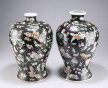 A PAIR OF CHINESE FAMILLE NOIR VASES