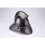 AN ANTIQUE LEATHER FIREMAN'S HELMET, BY JAMES HENDRY LTD, GLASGOW