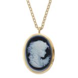 A SARDONYX CAMEO PENDANT/BROOCH ON A 9 CARAT GOLD CHAIN