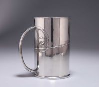 A LIBERTY & CO TUDRIC PEWTER TANKARD, DESIGNED BY ARCHIBALD KNOX