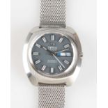 A VINTAGE TITUS STAINLESS STEEL AUTOMATIC WATCH