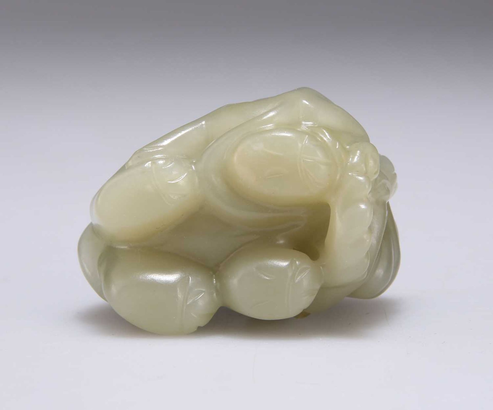A CHINESE JADE GROUP - Image 3 of 3