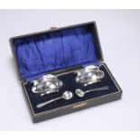 A GEORGE V SILVER CRUET SET