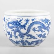 A CHINESE BLUE AND WHITE JARDINIÈRE, DAOGUANG MARK AND PERIOD, 19TH CENTURY