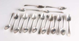 A COLLECTION OF GEORGE III SILVER TEASPOONS